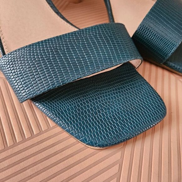 Urban Outfitters Heels Teal Textured Open Toe Strappy Cocktail Casual Wedding - Picture 5 of 12